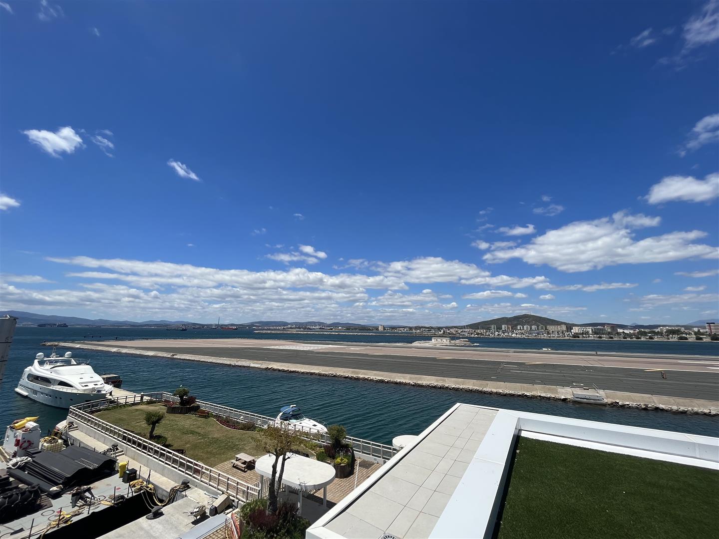 Image of Apartment - 1 Bathrooms for Rental in Marina Club-Gibraltar, Image 20